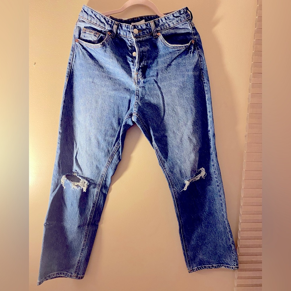 Boyfriend jeans from H&M. Never worn!